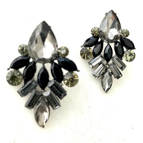 Rhinestone Smoky Gray Black Vintage Earrings Pierced Gothic Dark Academia - Picture 1 of 6